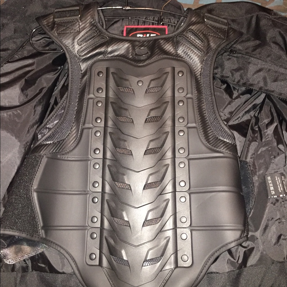 Motorcycle jacket - Picture 4 of 5